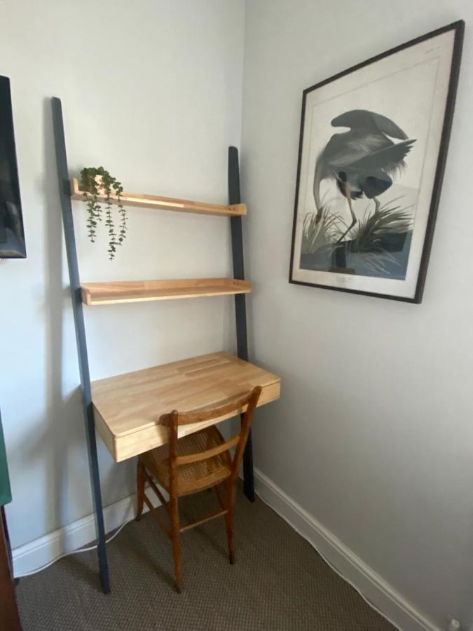 Delightful 2 Bedroom House Central ווינדזור מראה חיצוני תמונה